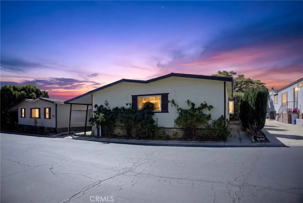 24303 Woolsey Canyon Rd 137, Canoga Park, CA — listing photo 1