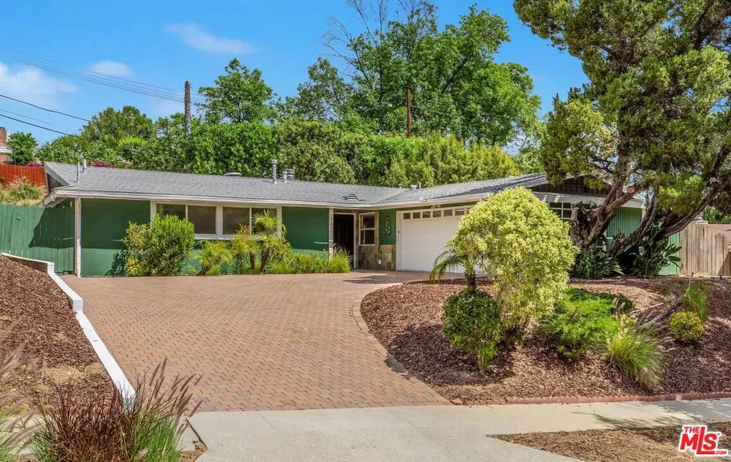 20411 Hatteras Street, Woodland Hills, CA — listing photo 1