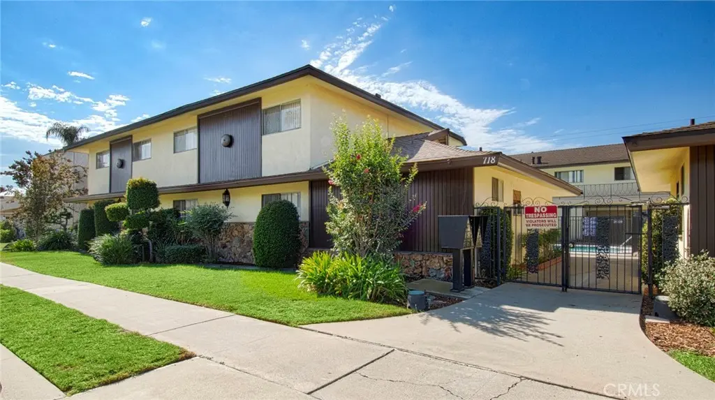 Apartment for rent at 718 W Center, Placentia, CA featuring 2 beds and 1 bath