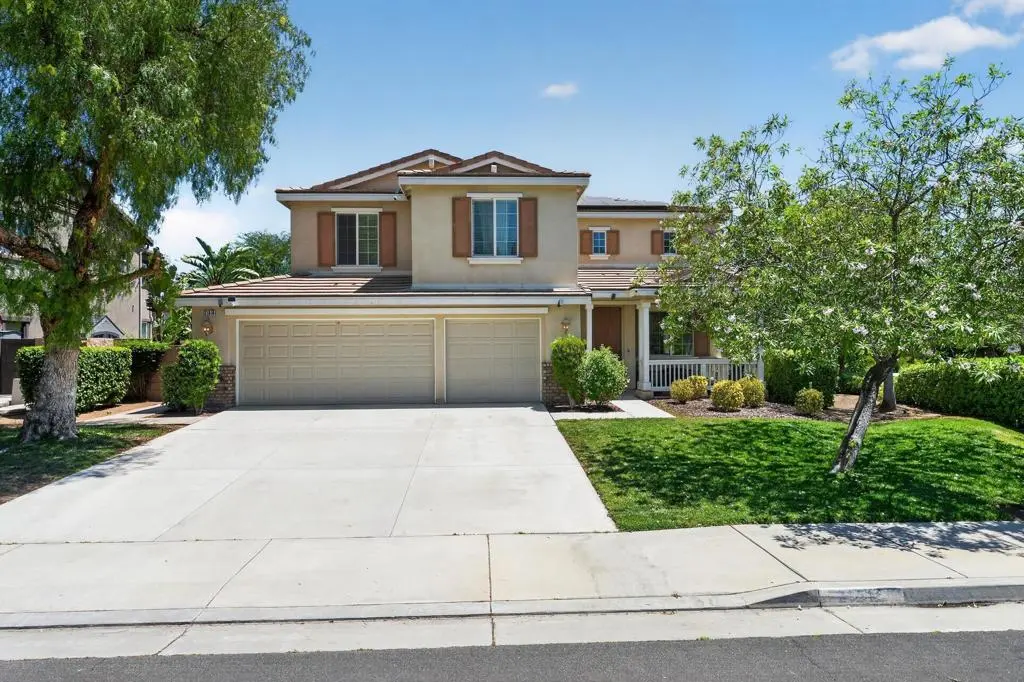 Single Family Residence for sale at 21516 Coral Rock Lane, Wildomar, CA featuring 5 beds and 3 baths