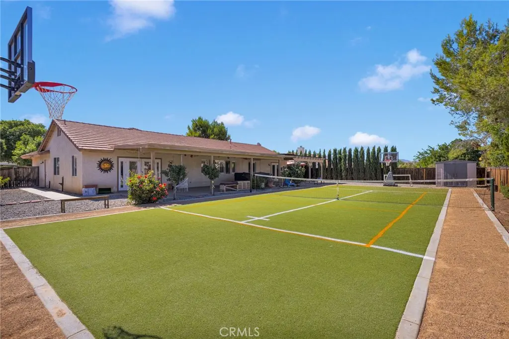 16470 Pauhaska, Apple Valley, CA — listing photo 1