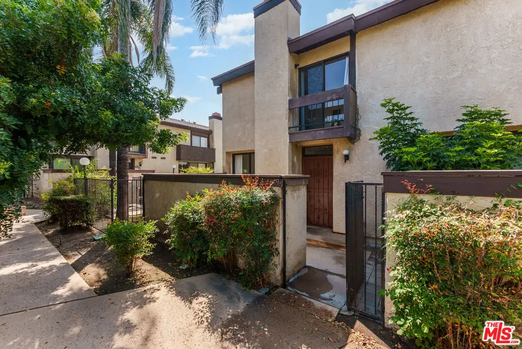 9376 Moonbeam Avenue 9, Panorama City, CA — listing photo 1