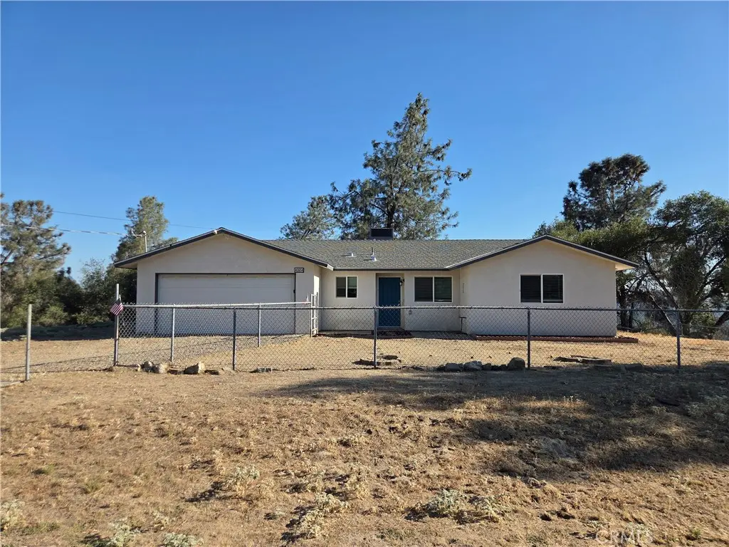 43654 Revis E, Coarsegold, CA — listing photo 1