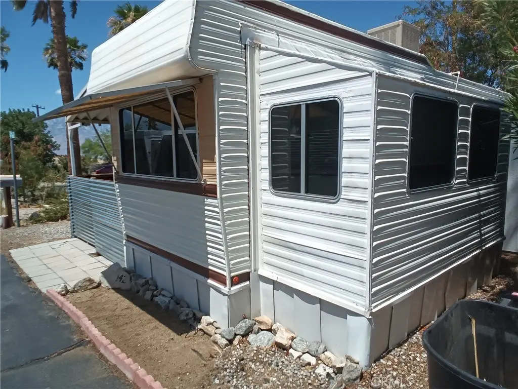 Manufactured In Park for sale at 18801 Roberts Rd 142, Desert Hot Springs, CA featuring 1 bed and 1 bath