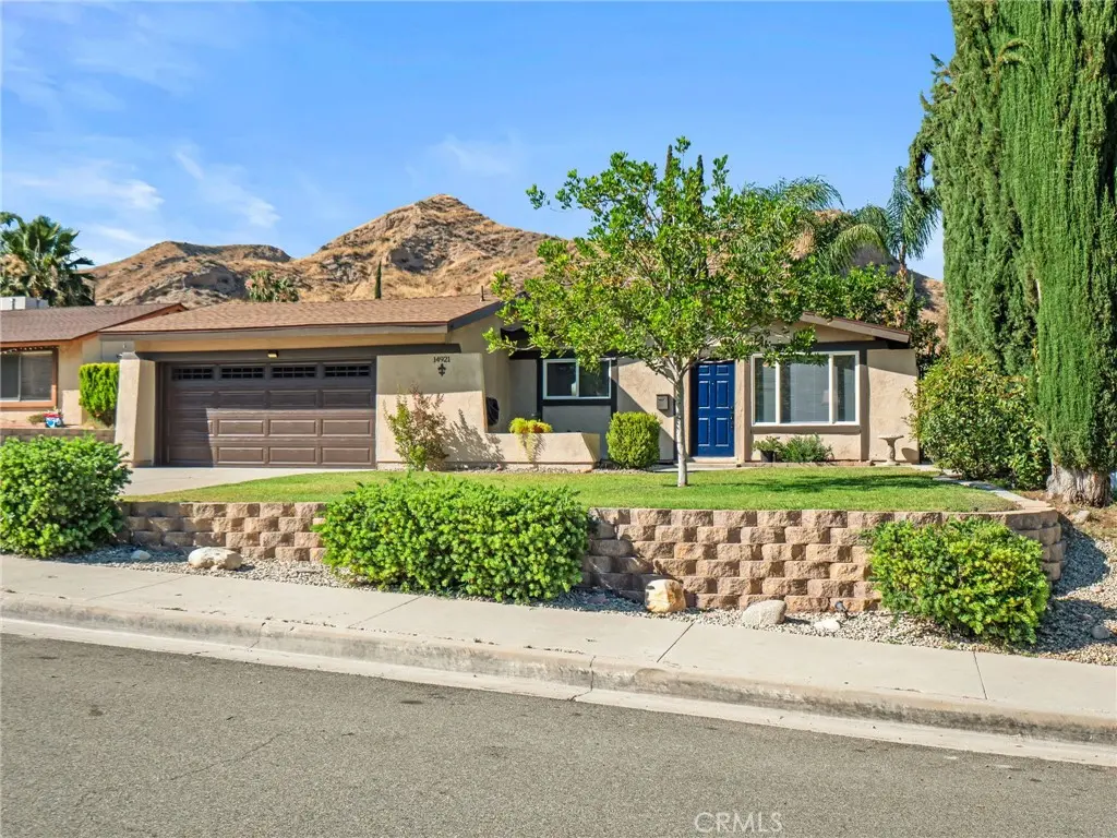 14921 Daffodil Avenue, Canyon Country, CA — listing photo 1