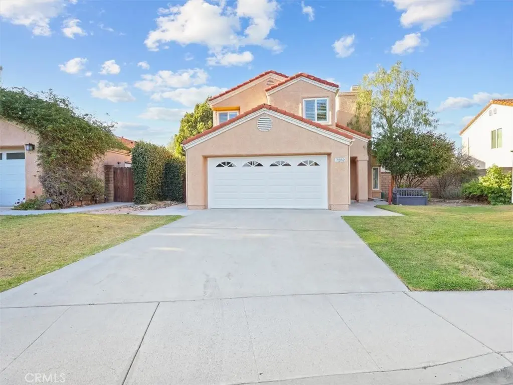 Single Family Residence for sale at 7252 Pecan Ave, Moorpark, CA featuring 4 beds and 3 baths