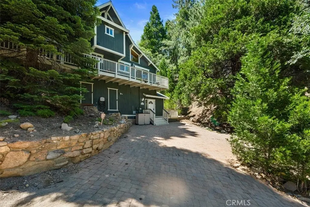 30942 Old City Creek, Running Springs, CA — listing photo 1