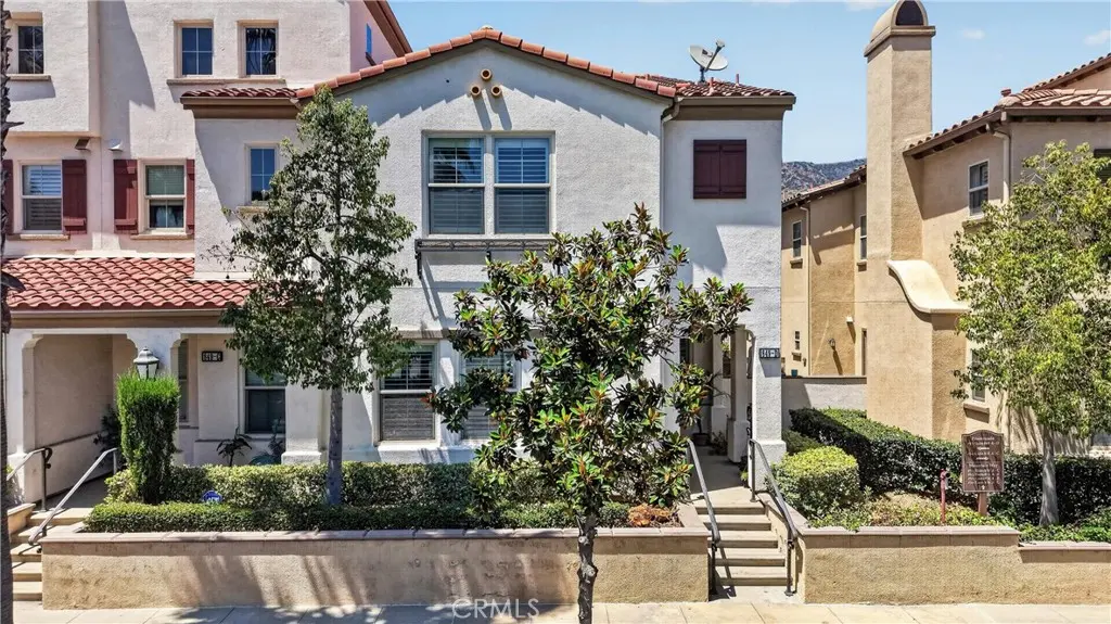 849 E Prommenade D, Azusa, CA — listing photo 1