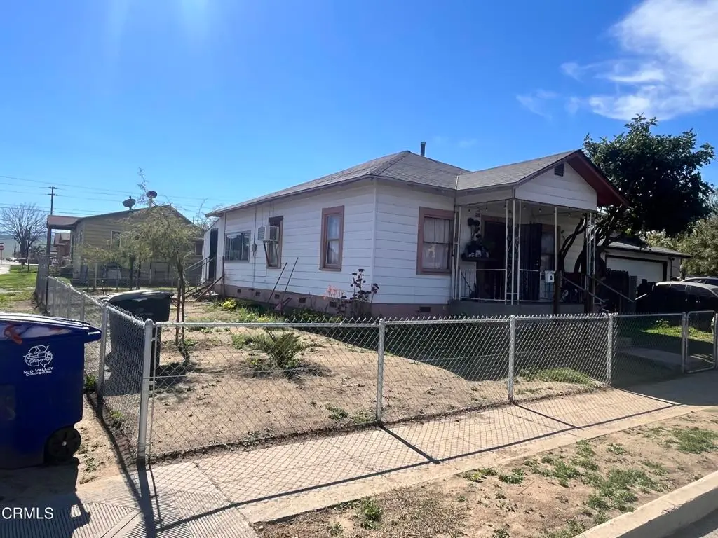 296 E Coolidge Street, Coalinga, CA — listing photo 1