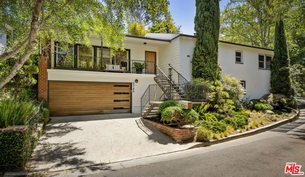 Residential Lease for rent at 5749 Valley Oak Drive, Los Angeles, Los Angeles County, CA featuring 3 beds and 3 baths