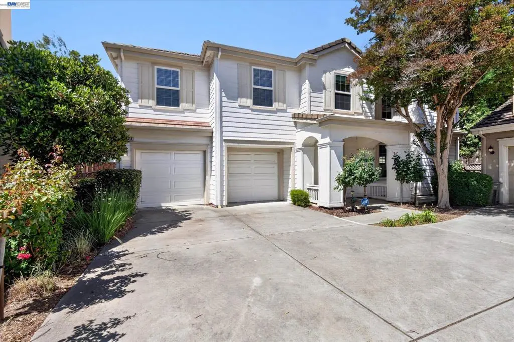 Single Family Residence for sale at 4019 Chanterelle Pl, Dublin, CA featuring 4 beds and 4 baths