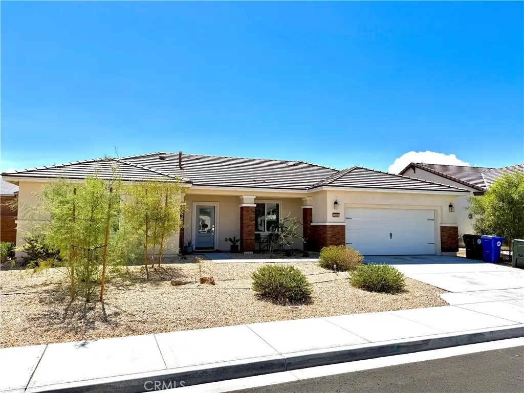 12295 Gold Dust, Victorville, CA — listing photo 1