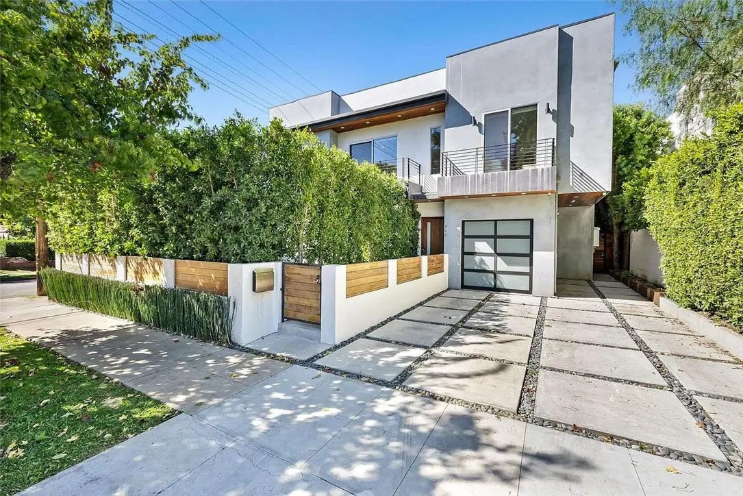 Residential Lease for rent at 801 N Kilkea Drive, Los Angeles, Los Angeles County, CA featuring 4 beds and 3 baths