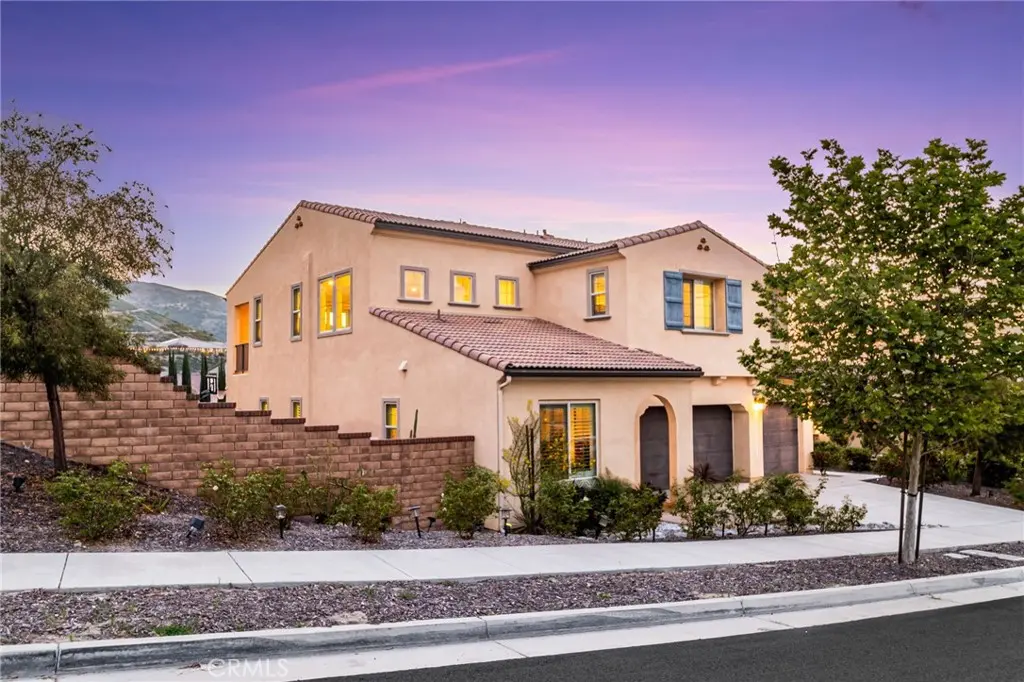 Residential Lease for rent at 2413 Sierra Bella Drive, Corona, Riverside County, CA featuring 5 beds and 5 baths