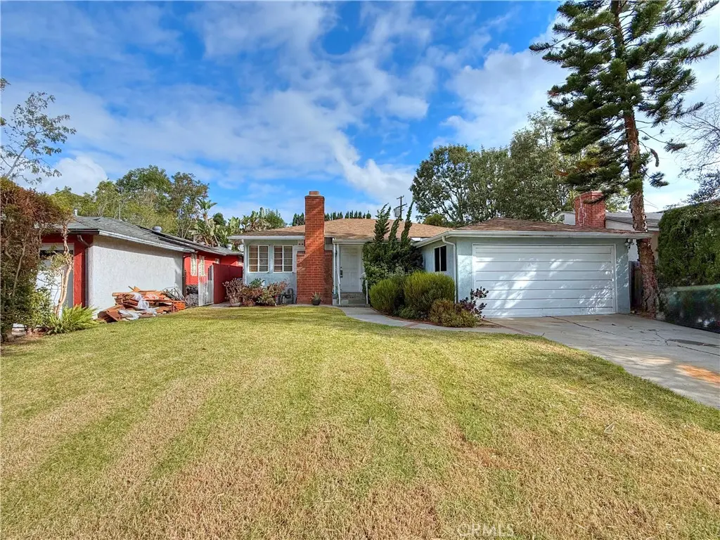 Single Family Residence for sale at 10851 Woodbine Street, Los Angeles, CA featuring 3 beds and 2 baths