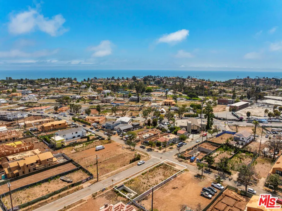 900 Fiske Street, Pacific Palisades, CA — listing photo 1