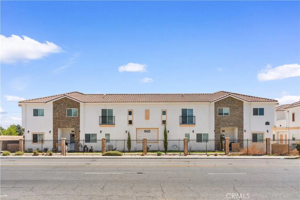 16425 Arrow Blvd 1715, Fontana, CA — listing photo 1