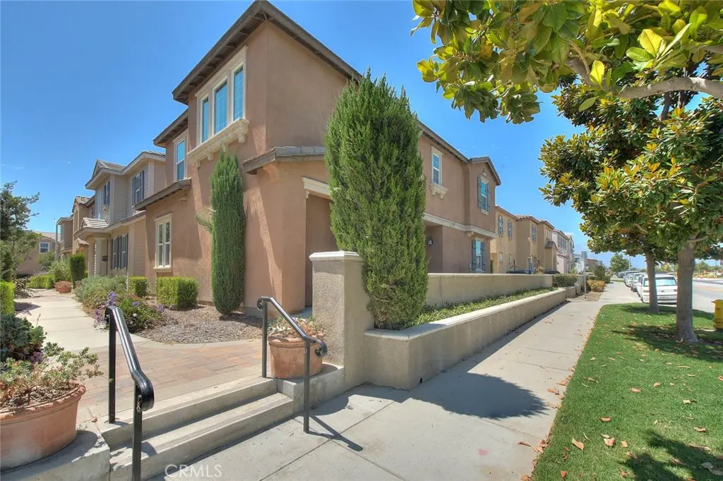 Condominium for sale at 6130 Snapdragon, Eastvale, CA featuring 4 beds and 3 baths