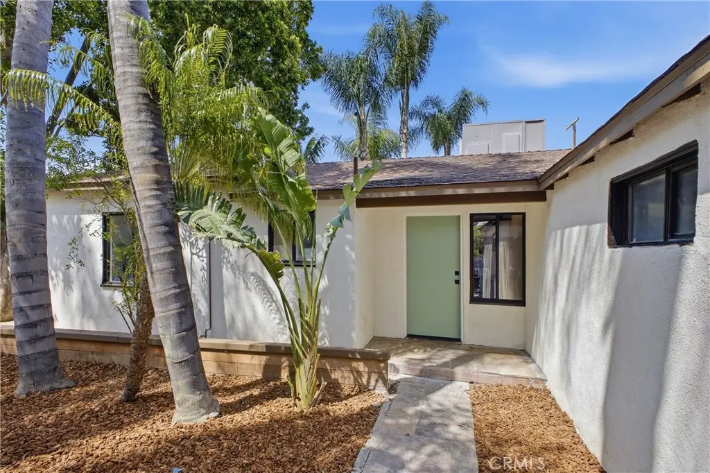 6845 Aura Avenue, Reseda, CA — listing photo 1
