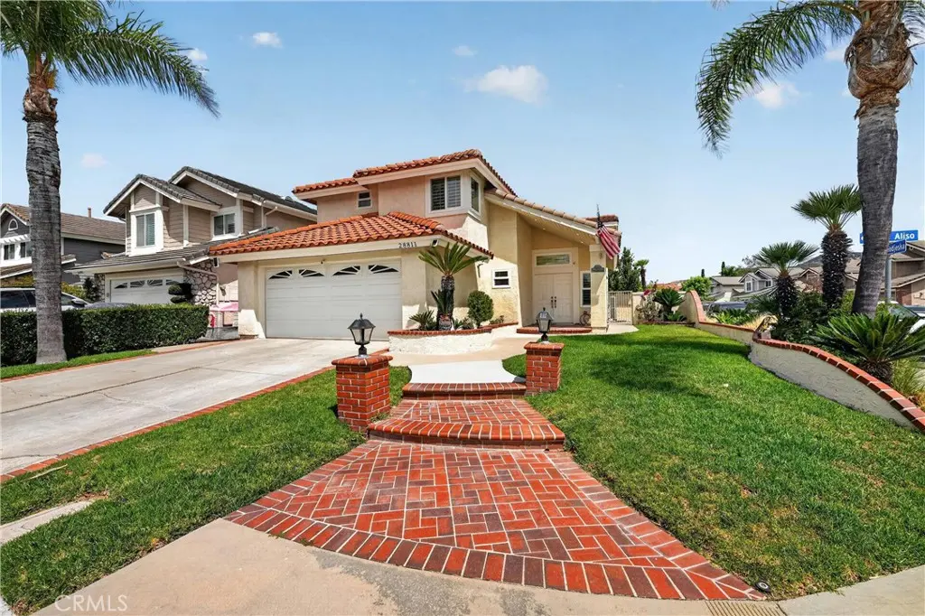 Single Family Residence for sale at 28811 Vista Aliso, Lake Forest, CA featuring 5 beds and 3 baths