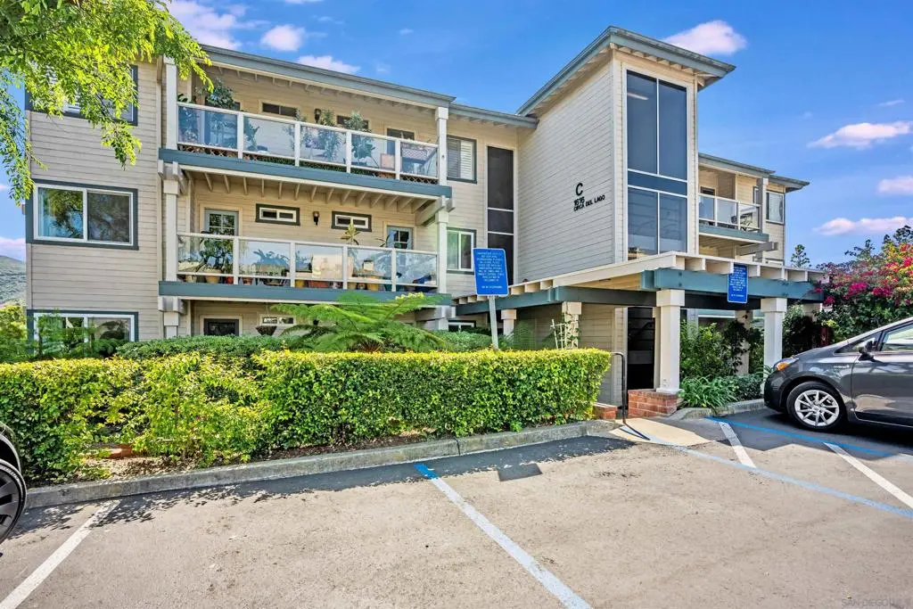 Condominium for sale at 1616 CIRCA DEL LAGO C #108, San Marcos, CA featuring 1 bed and 1 bath