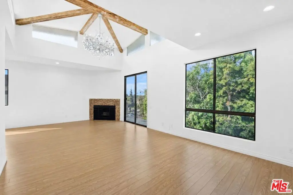 Residential Lease for rent at 2175 S Beverly Glen Boulevard 406, Los Angeles, Los Angeles County, CA featuring 2 beds and 2 baths