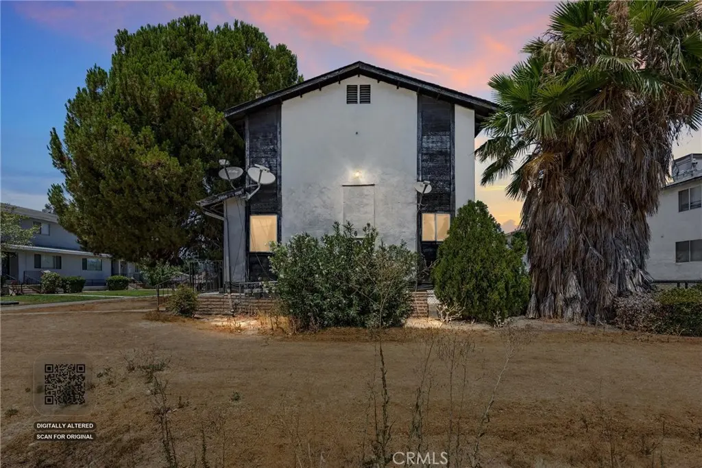 3604 Panama Lane, Bakersfield, CA — listing photo 1