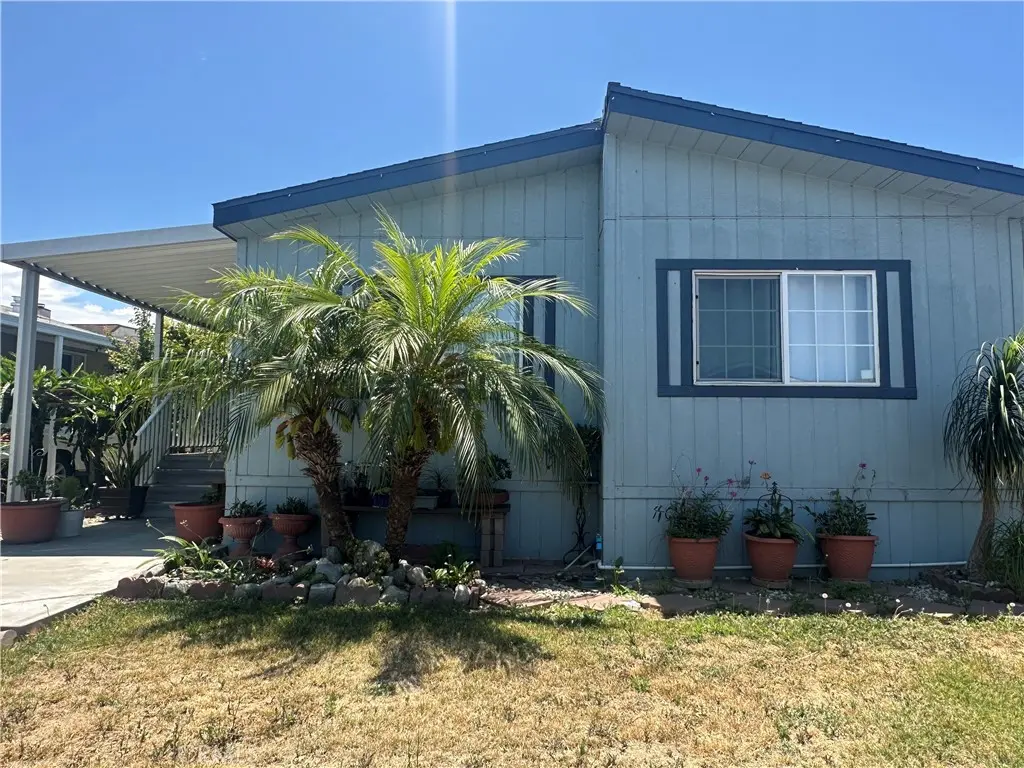 8200 BOLSA AVE SPC #107, Midway City, CA — listing photo 1