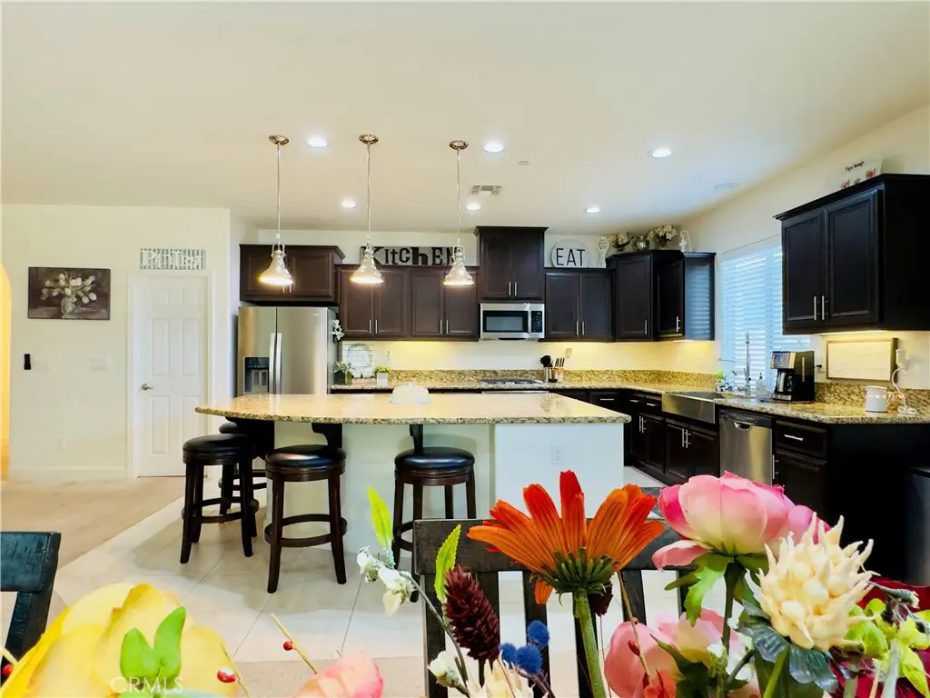 Single Family Residence for sale at 1849 W Porter, Visalia, CA featuring 3 beds and 3 baths