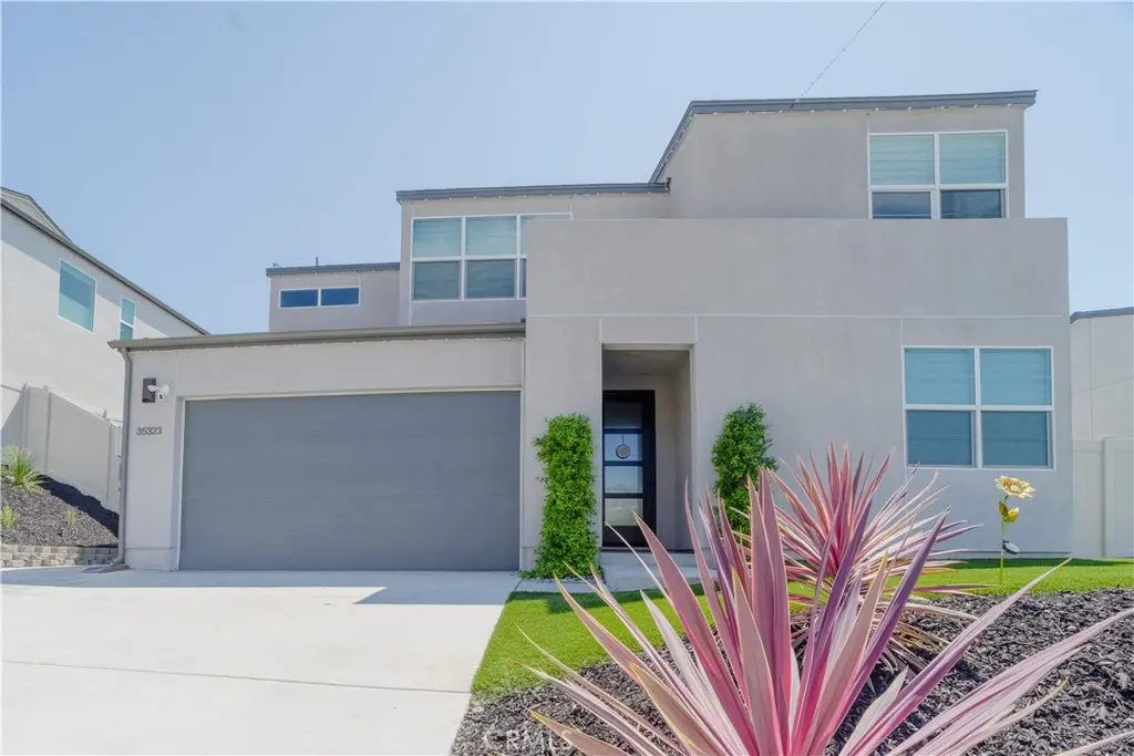 35323 Orchard Trail, Fallbrook, CA — listing photo 1
