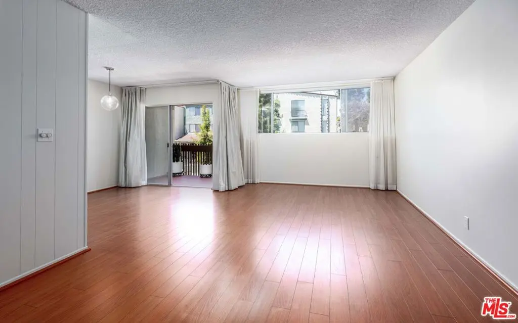 6050 Canterbury Drive E214, Culver City, CA — listing photo 1