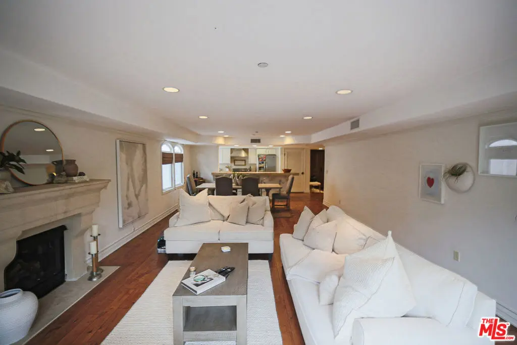 Condominium for sale at 10390 La Grange Avenue PH3, Los Angeles, CA featuring 2 beds and 3 baths