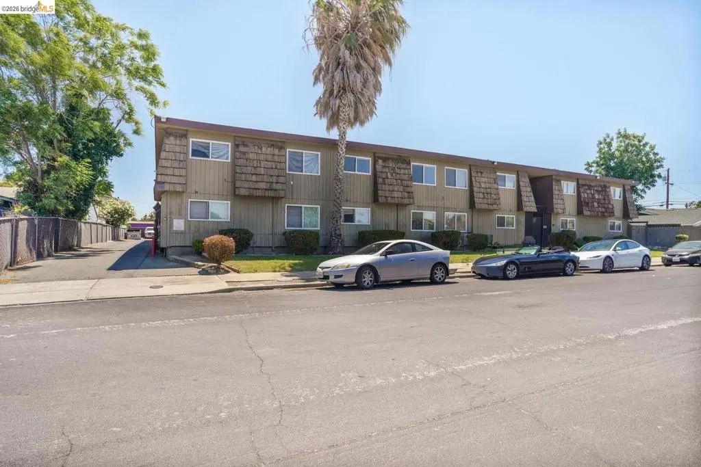 Residential Income for sale at 1017 H ST, Antioch, CA