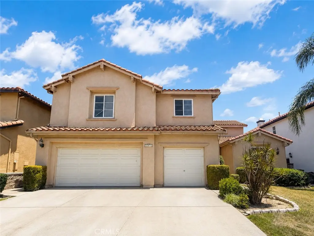 7376 Sungold, Eastvale, CA — listing photo 1