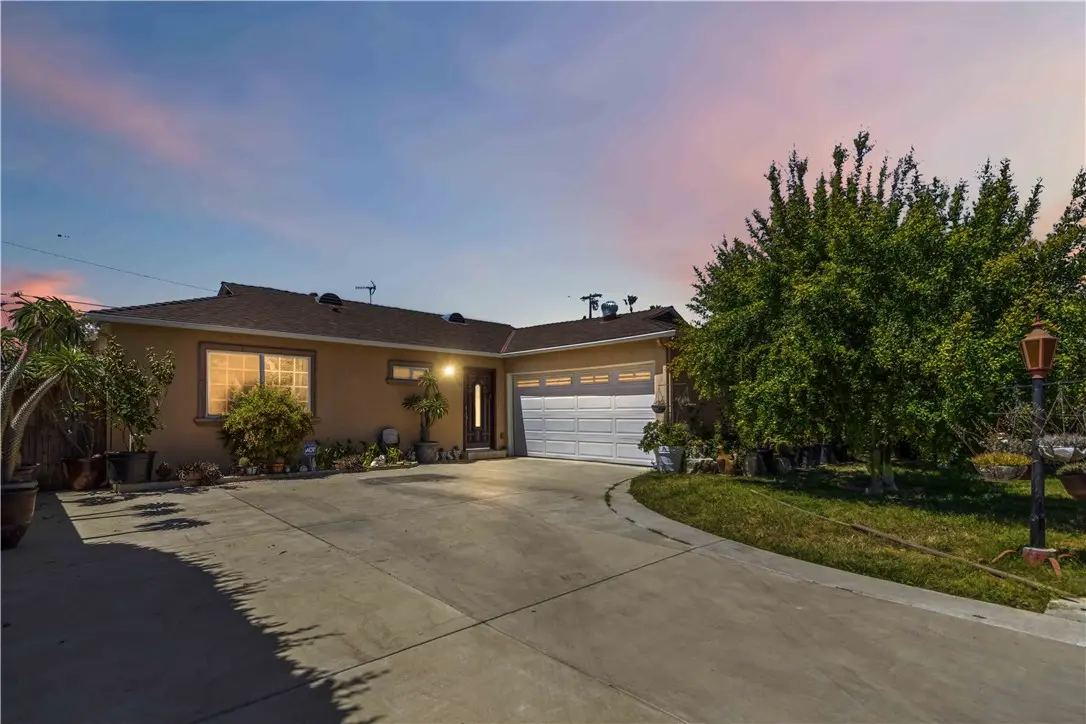 19406 Enadia, Reseda, CA — listing photo 1