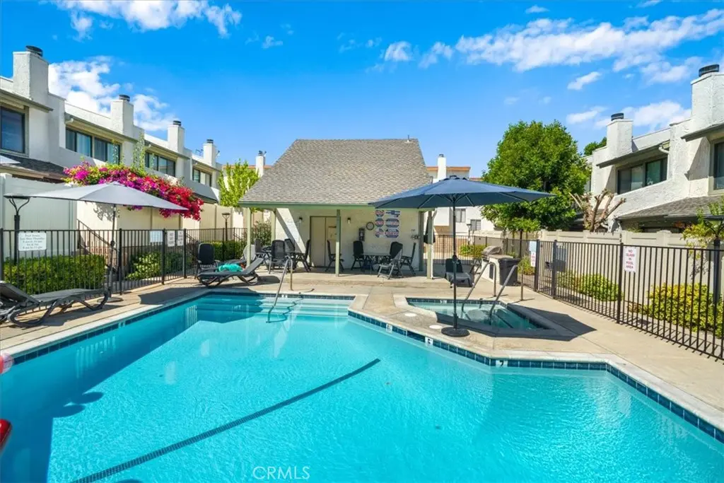 Townhouse for sale at 5249 Colodny 8, Agoura Hills, CA featuring 3 beds and 3 baths