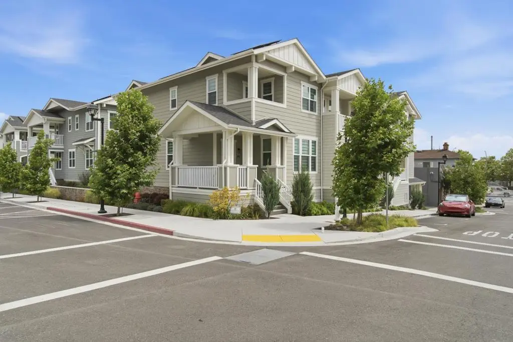 888 Broadway, Belmont, CA — listing photo 1