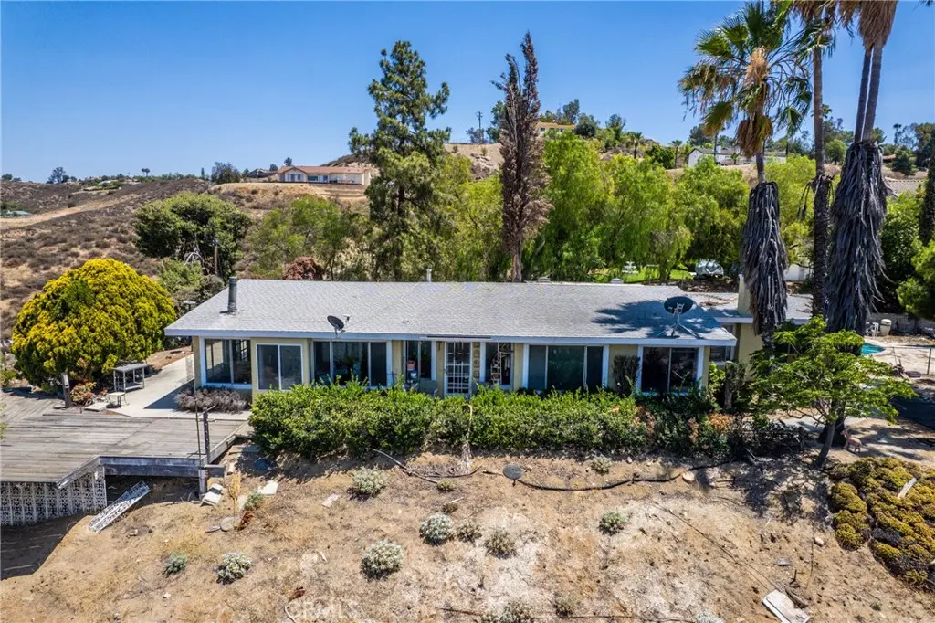 20831 Mandeville, Lake Mathews, CA — listing photo 1