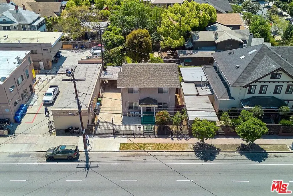 Single Family Residence for sale at 2194 Venice Boulevard, Los Angeles, CA featuring 5 beds and 2 baths