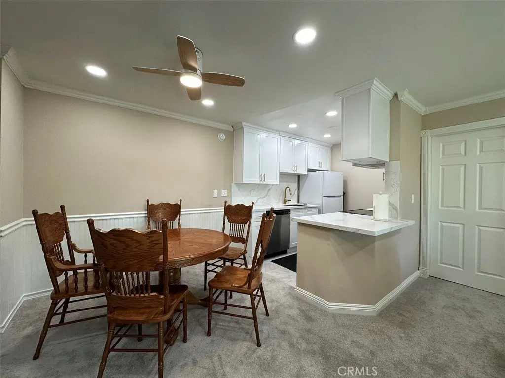 Condominium for rent at 552 N Bellflower Boulevard 220, Long Beach, CA featuring 2 beds and 2 baths