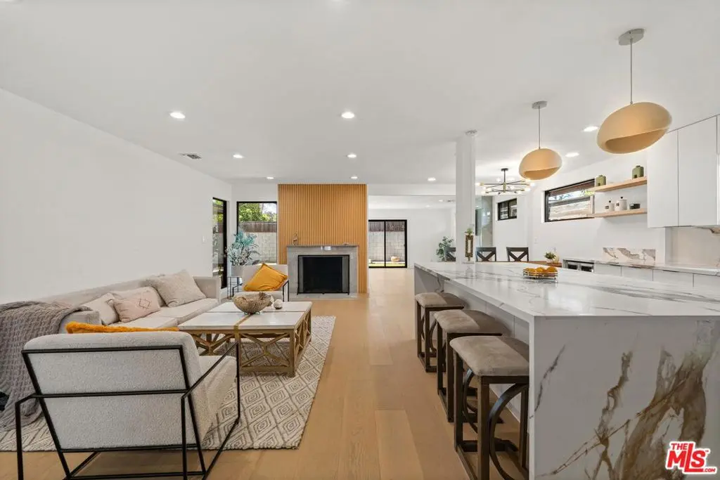 5253 Buffalo Avenue, Sherman Oaks, CA — listing photo 1