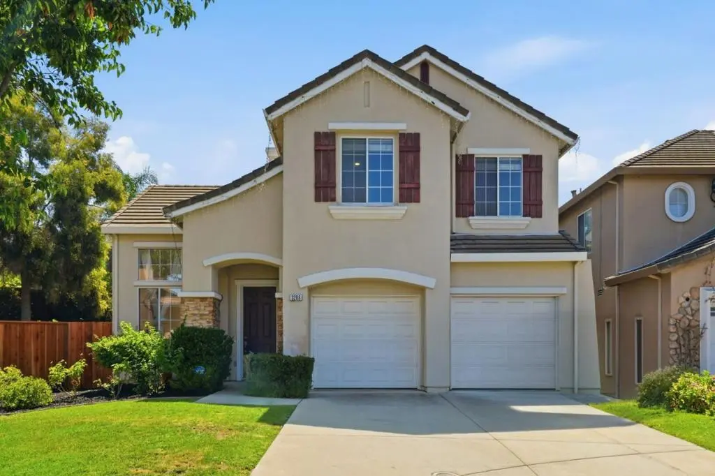 Single Family Residence for sale at 3286 Chateau Du Lac, San Jose, CA featuring 3 beds and 3 baths