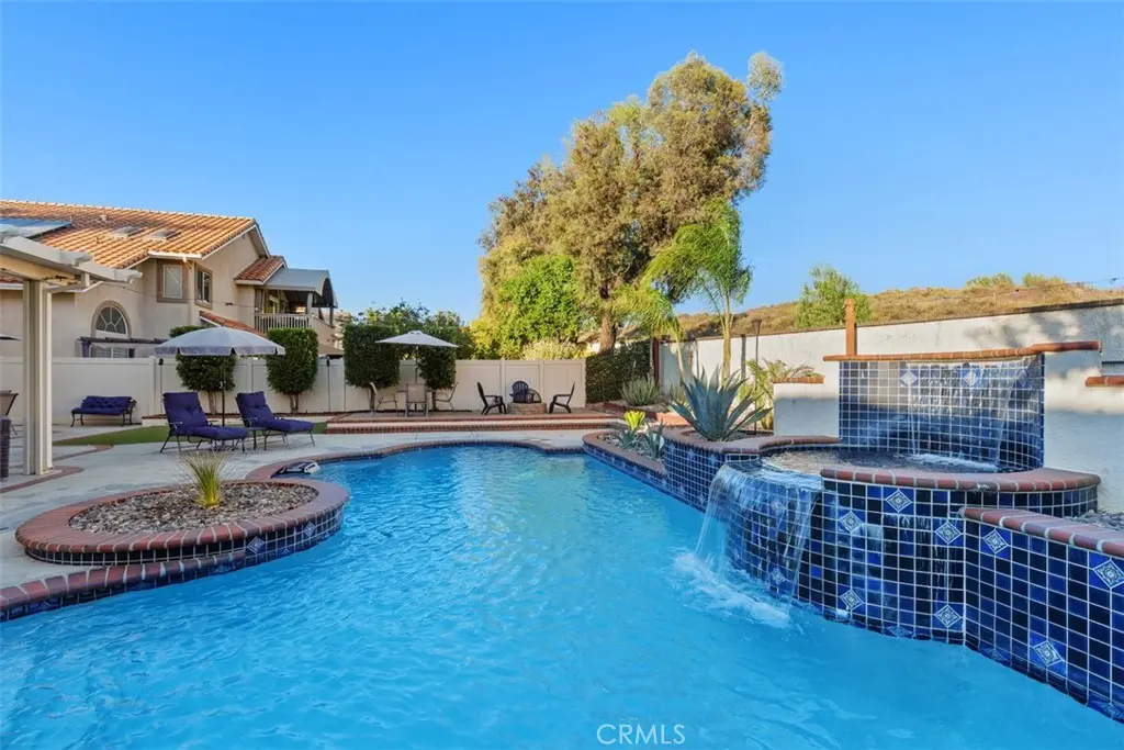 Single Family Residence for sale at 31661 Corte Rosario, Temecula, CA featuring 4 beds and 3 baths