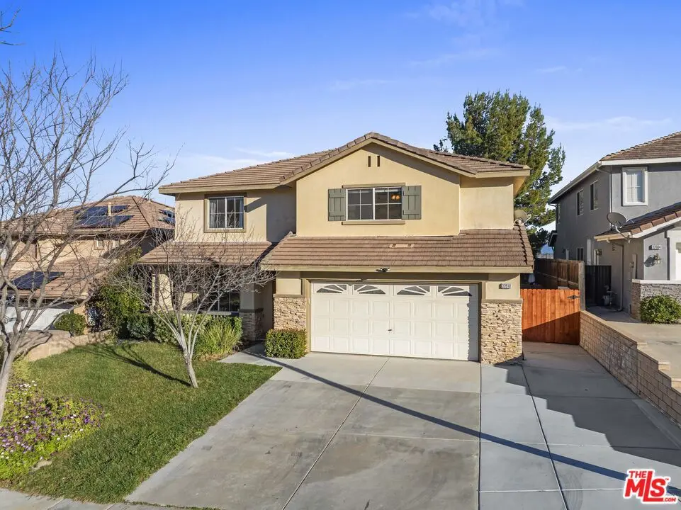 32610 Ridge Top Lane, Castaic, CA — listing photo 1