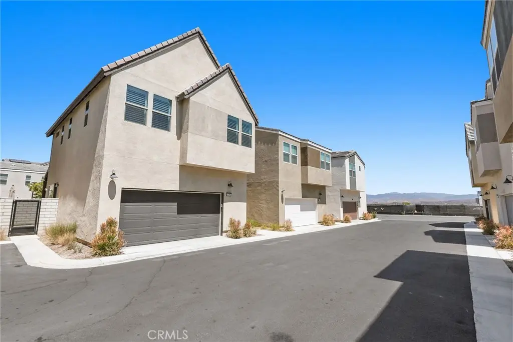 27367 Thunder Ridge Court, Valencia, CA — listing photo 1