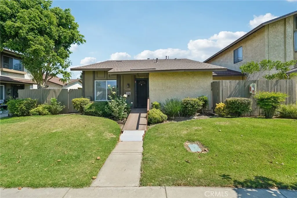 4542 Yosemite, Montclair, CA — listing photo 1