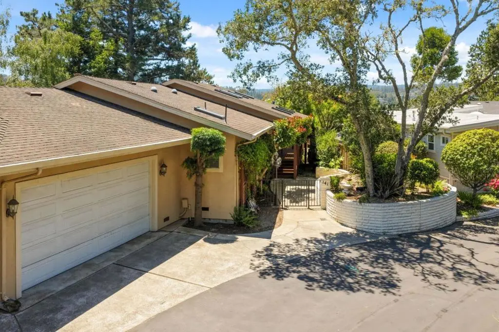 Manufactured In Park for sale at 552 Bean Creek Road 141, Scotts Valley, CA featuring 3 beds and 3 baths