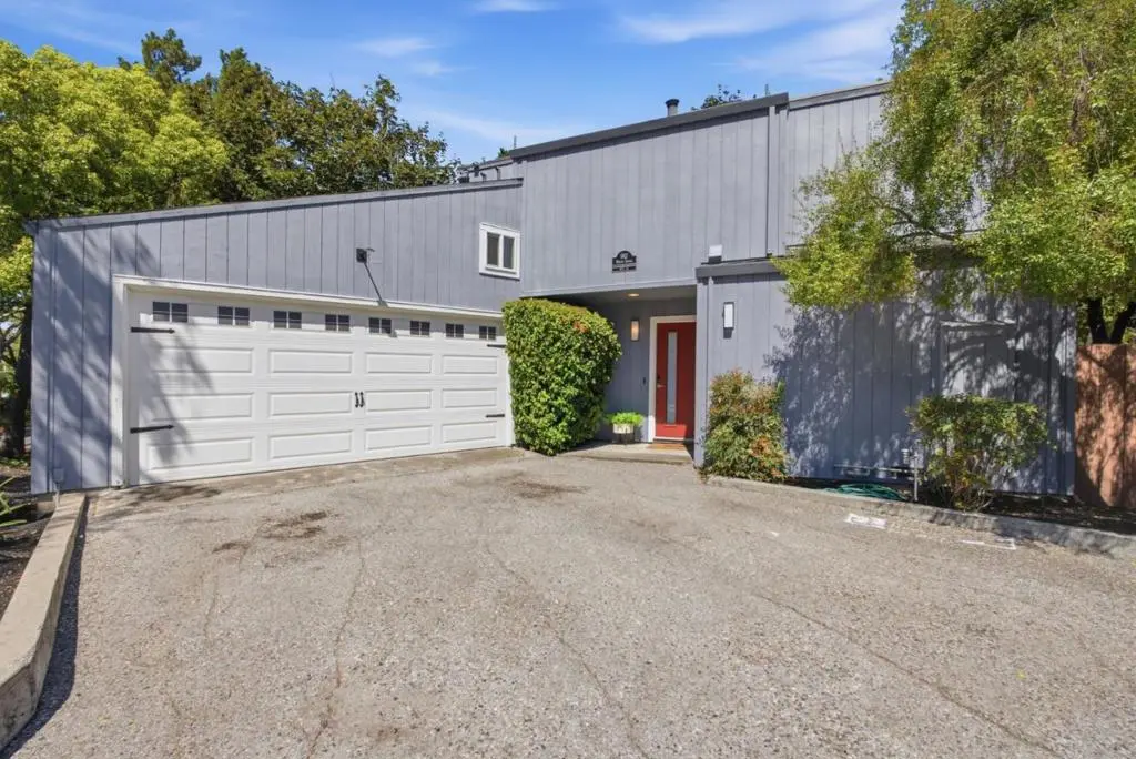Condominium for sale at 982 Wright Avenue 3, Mountain View, CA featuring 3 beds and 3 baths