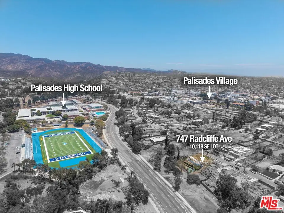 747 Radcliffe Avenue, Pacific Palisades, CA — listing photo 1
