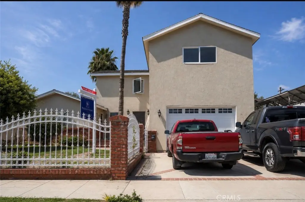 8410 Noble, North Hills, CA — listing photo 1